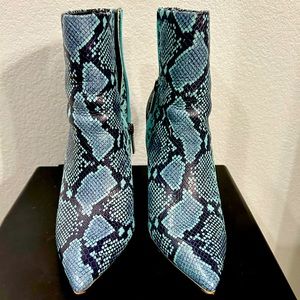 Gianni Bini snake skin ankle boots